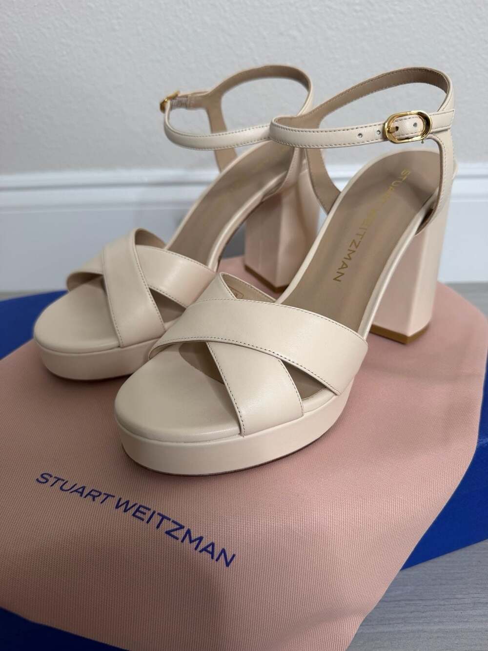 New Stuart Weitzman Dayna Platform Sandals Seashell Smooth Calf Leather Size 7.5